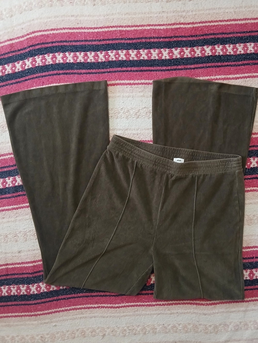 Aerie Olive Green Groove On Rib Velour Corduroy Flare Pants Large Long